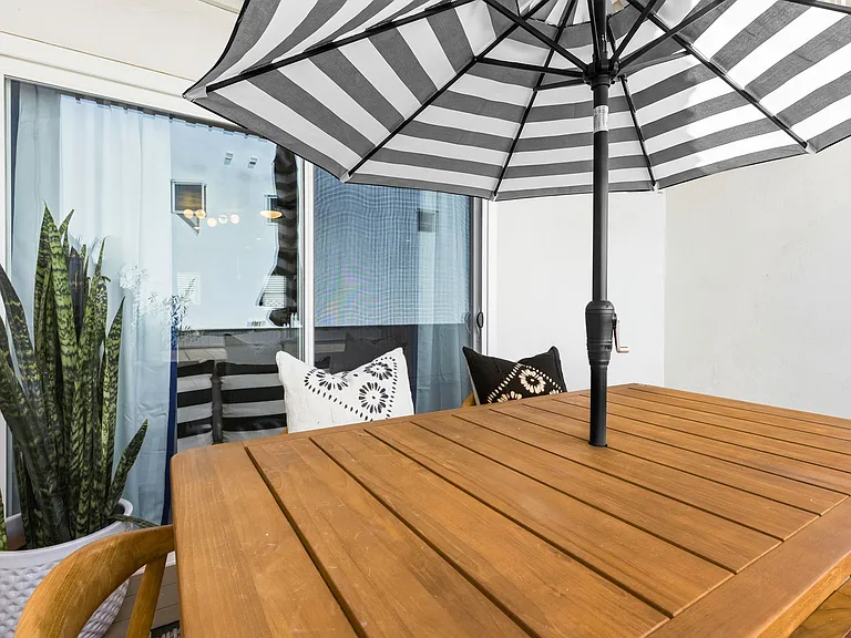 1311 La Palma St #7 — Photo 15