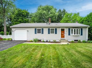 14 Somerset St, East Longmeadow, MA 01028