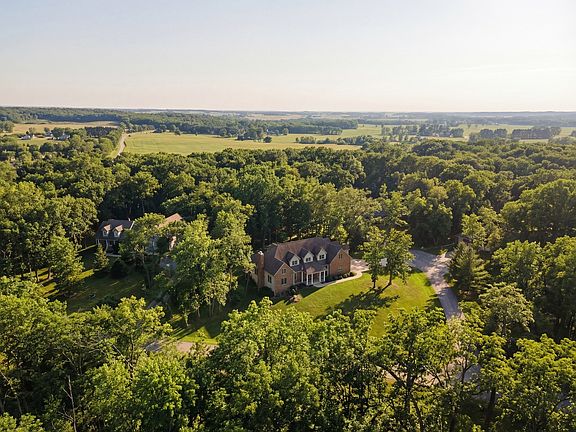 5th image of 307 Knollwood Dr