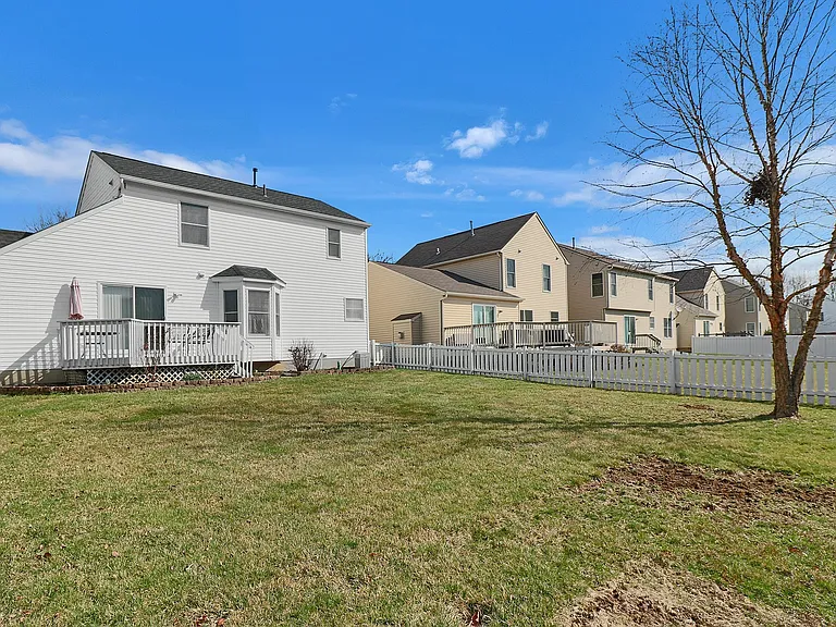 321 Amber Wood Way — Photo 20