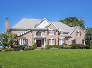 7 Sandy Ridge Rd, Stockton, NJ 08559