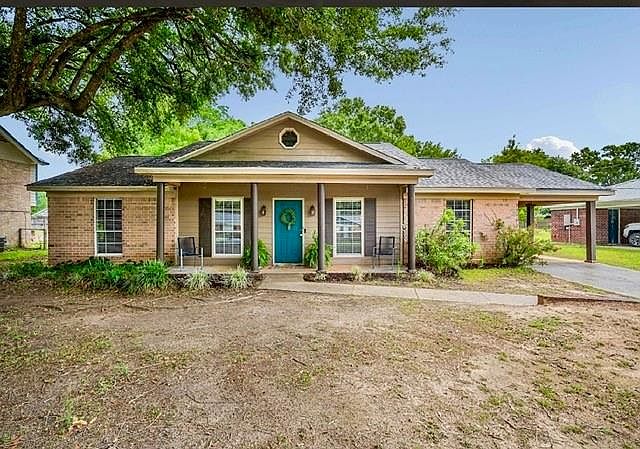 1st image of 7201 Pecan Terrace Dr