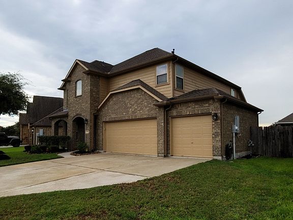 2nd image of 615 Kendal Ln