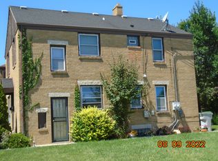 1200 W Hope Ave, Milwaukee, WI 53209