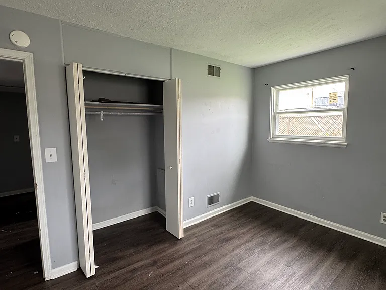 5500 Lodema Way #4 — Photo 7