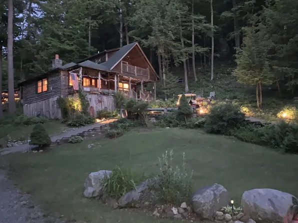 2015 S Lake George Way, Putnam Station, NY 12861