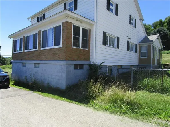 159 Academy Ln, Southwest, PA 15685