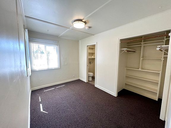 4th image of 1243 Bond St #B