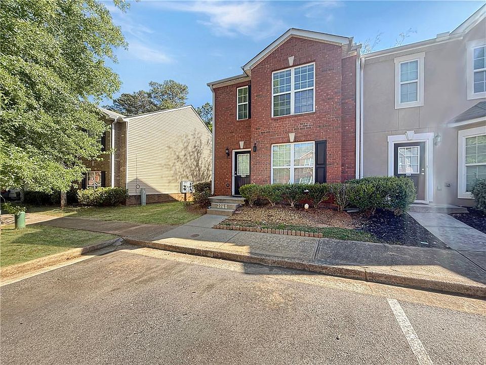 1st image of 2788 Valley Green Dr