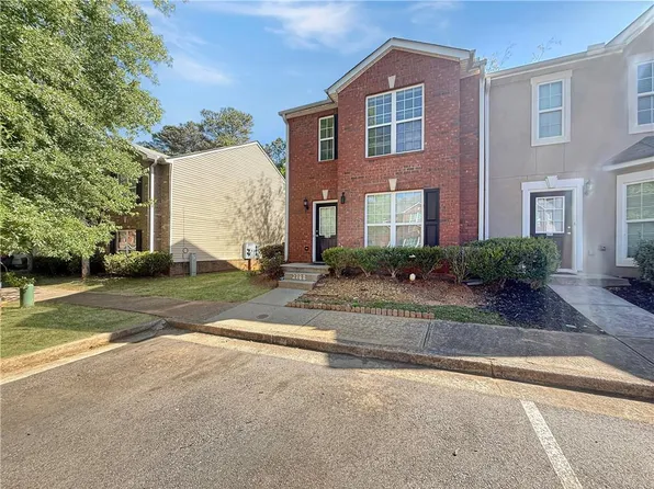 2788 Valley Green Dr, Gainesville, GA 30504