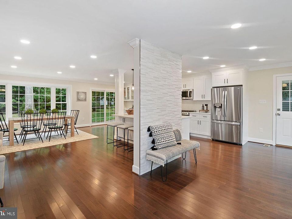 1st image of 8405 Briar Creek Dr