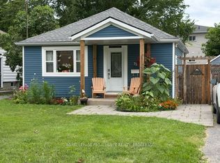75 Scott St, Kingston, ON K7L 1L6