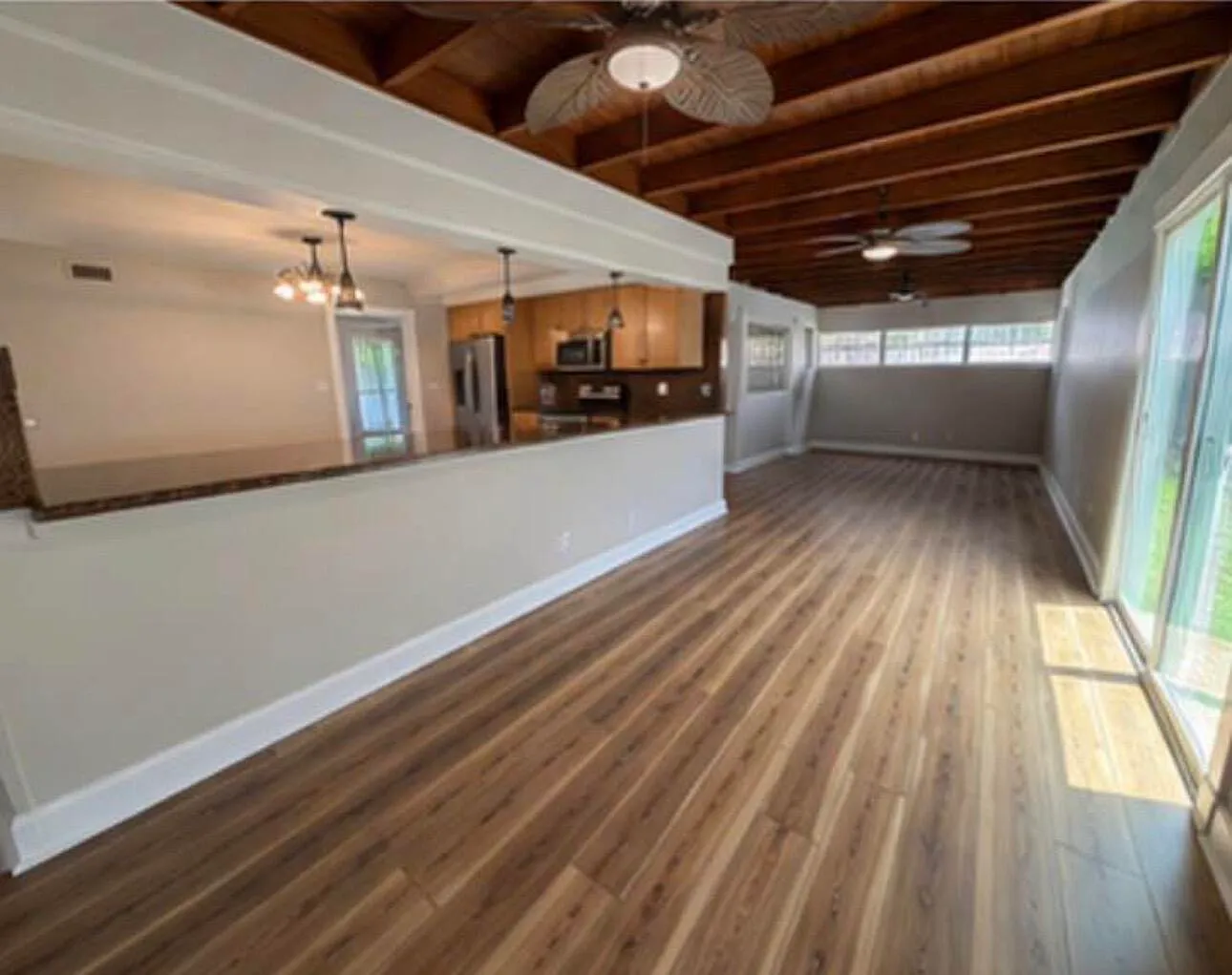 3 bed, 2.5 bath, 2035 sqft, $4,500 — Photo 4