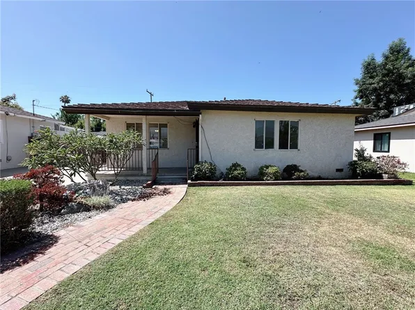 16734 E Devanah St, Covina, CA 91722
