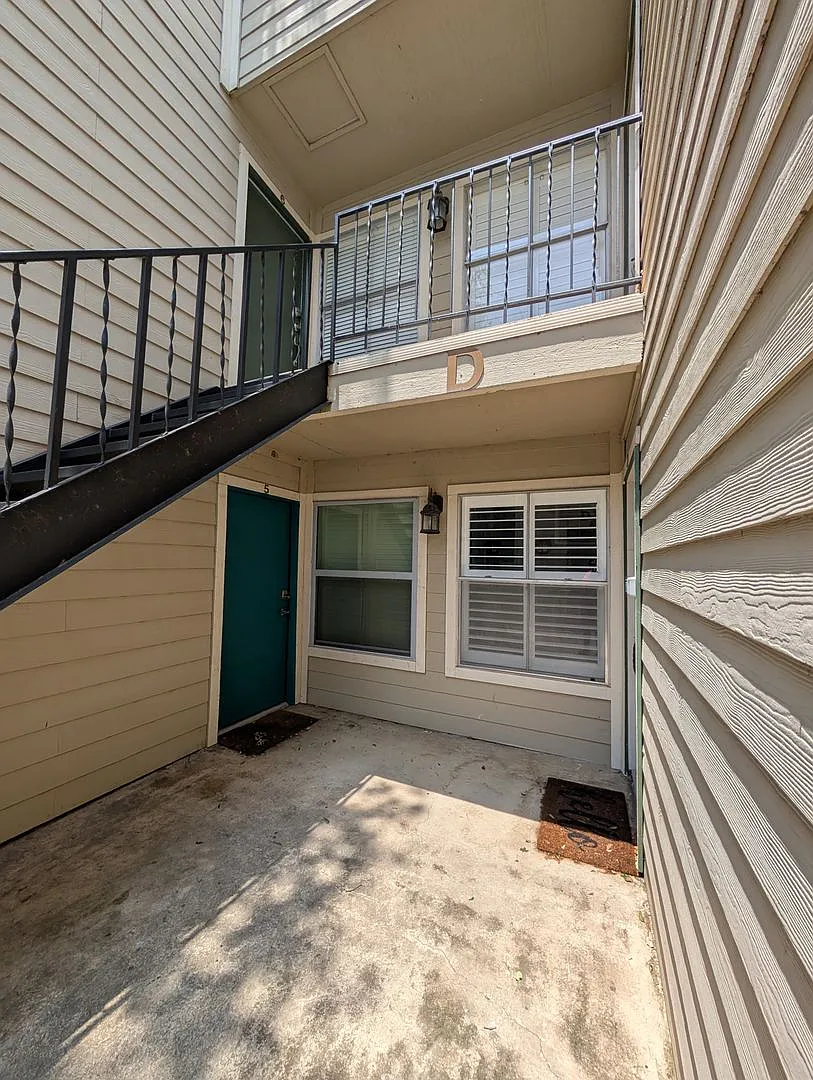 2/2 Condo on Lake McQueeny / Waterfront Condos / Boat Slip / Fridge, Washer, Dryer Included / Com... — Photo 1