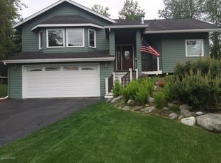 10811 Sushana Cir, Eagle River, AK 99577