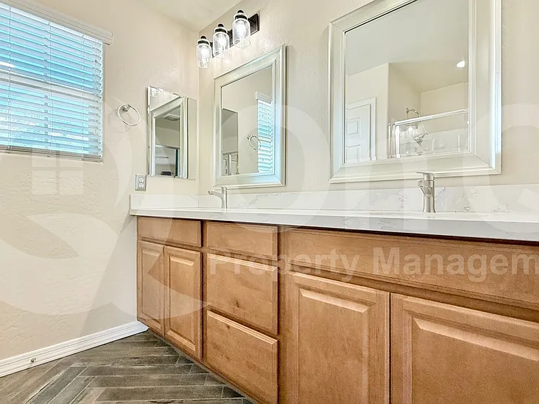 16325 N 73rd Dr — Photo 15