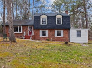 9710 Bending Oak Dr, Midlothian, VA 23112