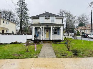 180 College Ave, Staten Island, NY 10314