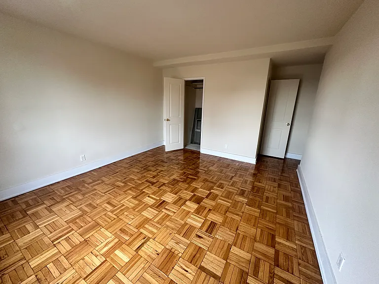 192-15 E 67th Ave #3B — Photo 9