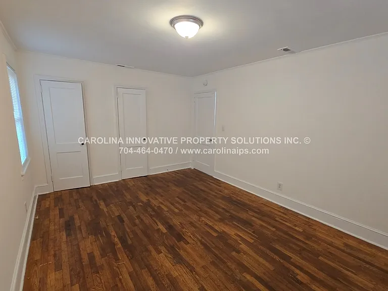 2711 Beech Nut Rd — Photo 12