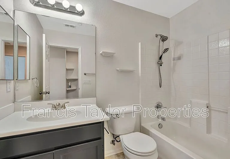 148 Elora Ln — Photo 14