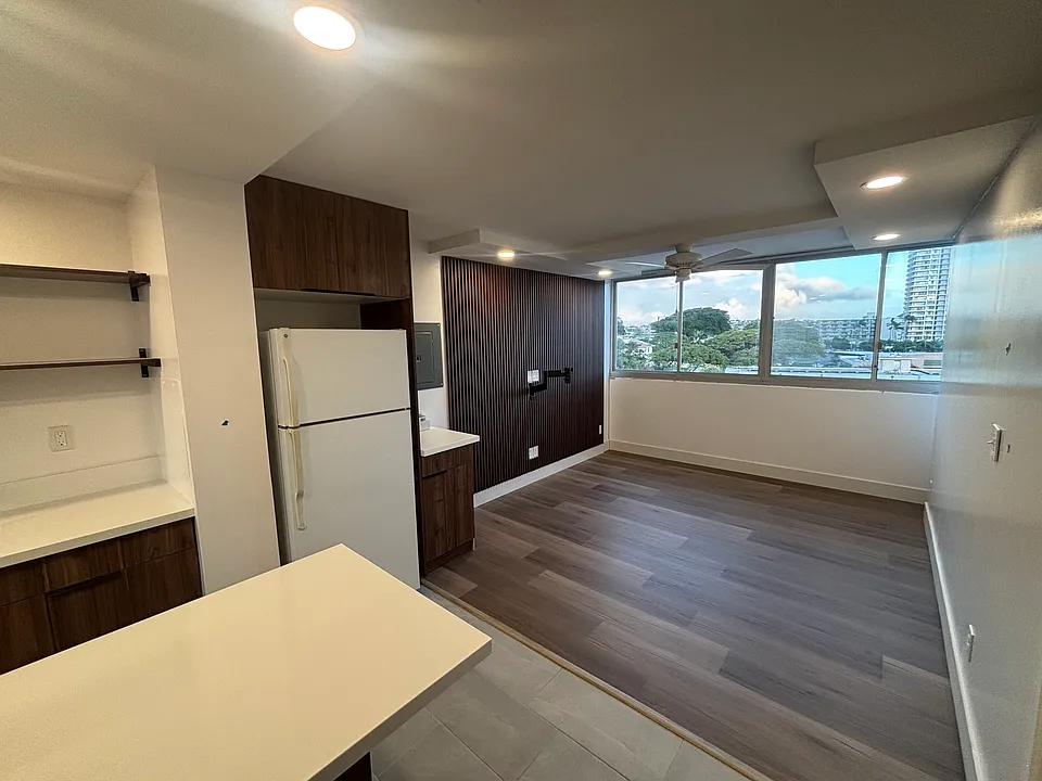 1025 Kalo Pl #807