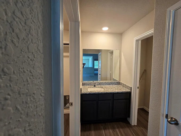13703 Mariah Dr — Photo 16