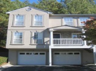 901 Masons Creek Cir, Sandy Springs, GA 30350
