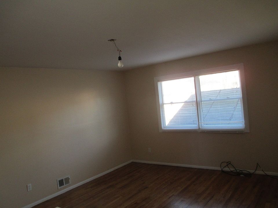 1st image of 49 Marianne St
