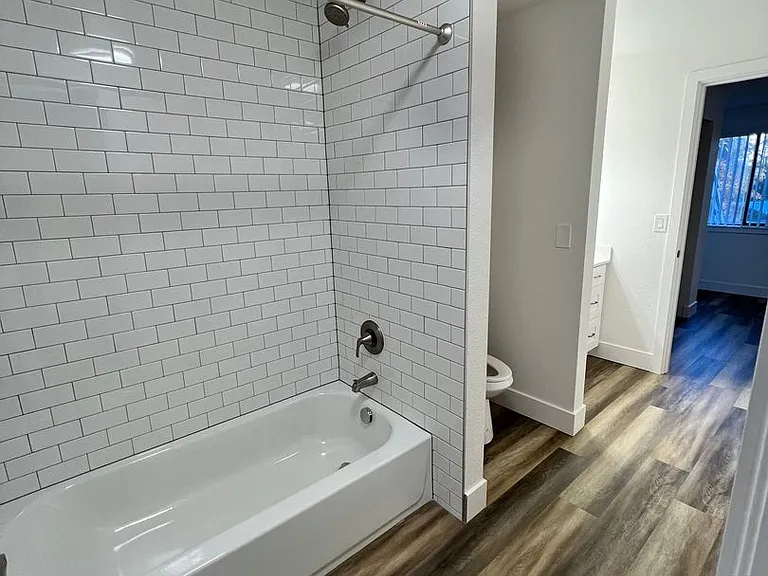 5623-5625 186th Pl SW — Photo 15