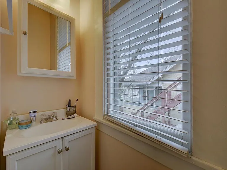 601 Bellevue Pl #A — Photo 13