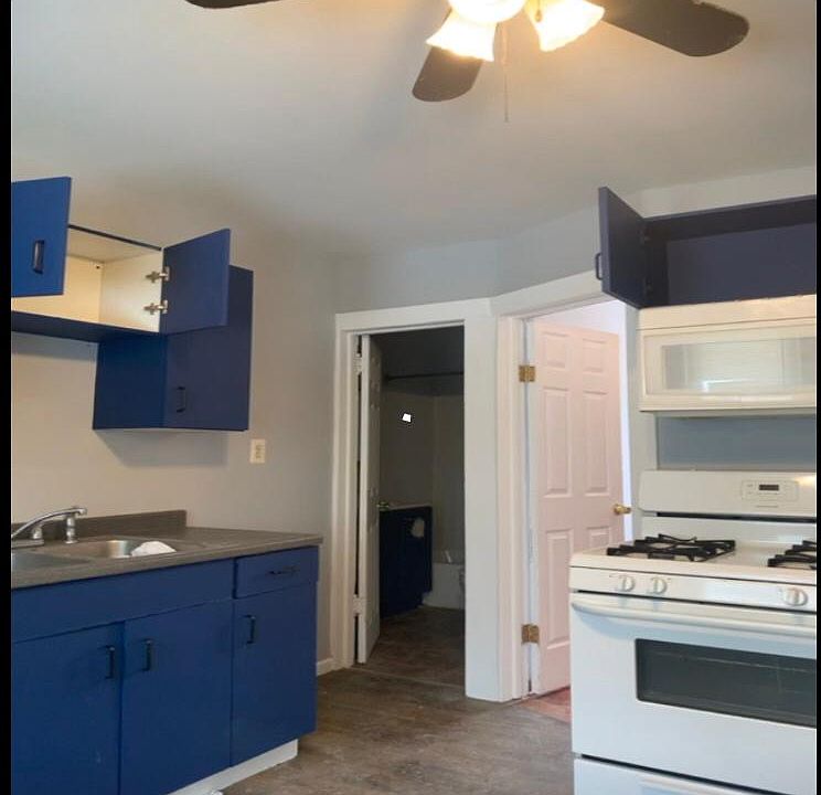 1st image of 17 Sunnyside Pl