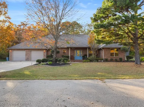 105 Forest Rdg, Poteau, OK 74953