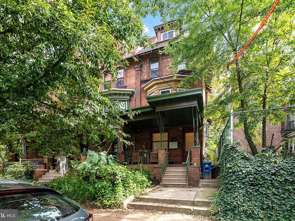 251 S Melville St #3F