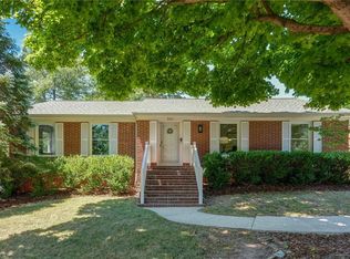 2103 Briarwood Dr, Greensboro, NC 27403