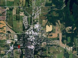 1200 Indiana St, Baldwin City, KS 66006