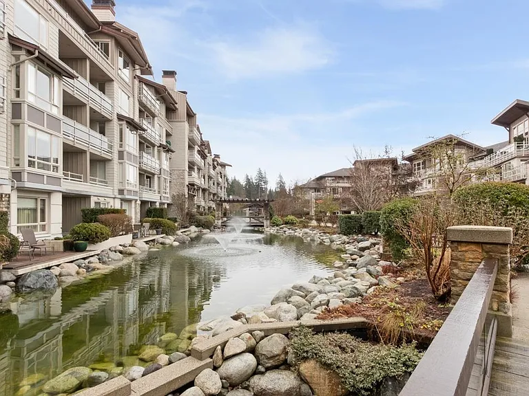 580 Raven Woods Dr #405 — Photo 23