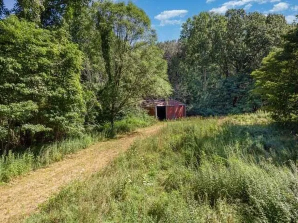 10928 Maudlin Rd, New Buffalo, MI 49117