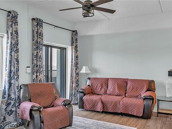 4th image of 303 Sugar Top Drive #2513