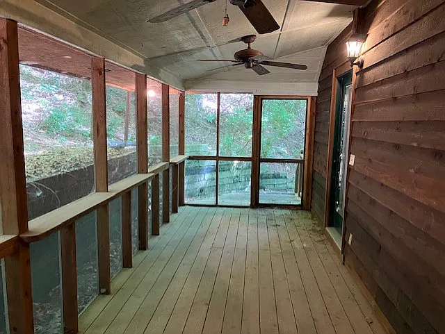 921 Black Branch Rd — Photo 32