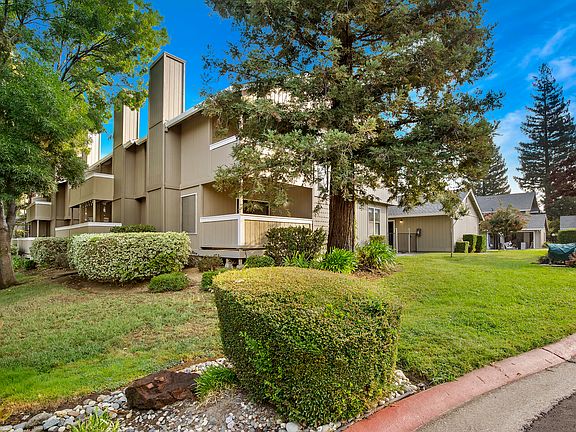 4th image of 8136 Briar Ridge Ln