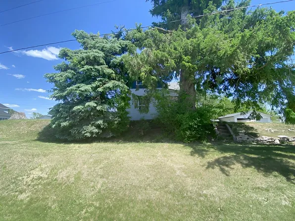 114 S Station St, Mingo, IA 50168