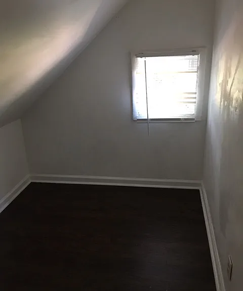 1643 N Tacoma Ave — Photo 1