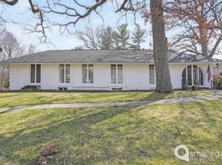 615 W Washington St, Greenville, MI 48838