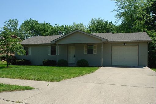 2nd image of 2002 Bridgewater Dr