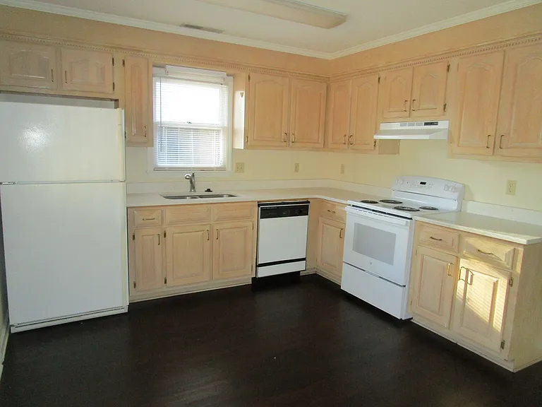 2224 Preot St — Photo 6