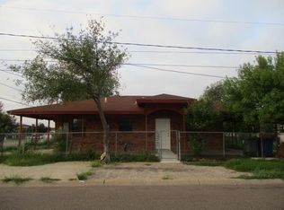 401 W Locust St, Laredo, TX 78040