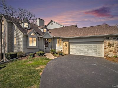 4592 Glen Eagles Dr, Brighton, MI, 48116