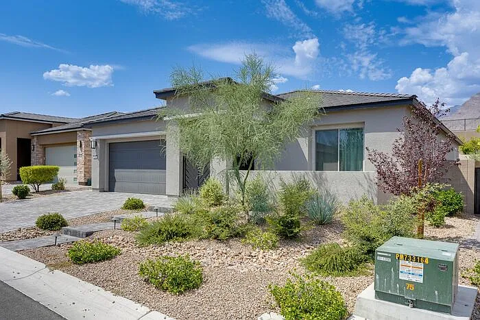 4 bed, 3.5 bath, 2297 sqft, $4,500 — Photo 4